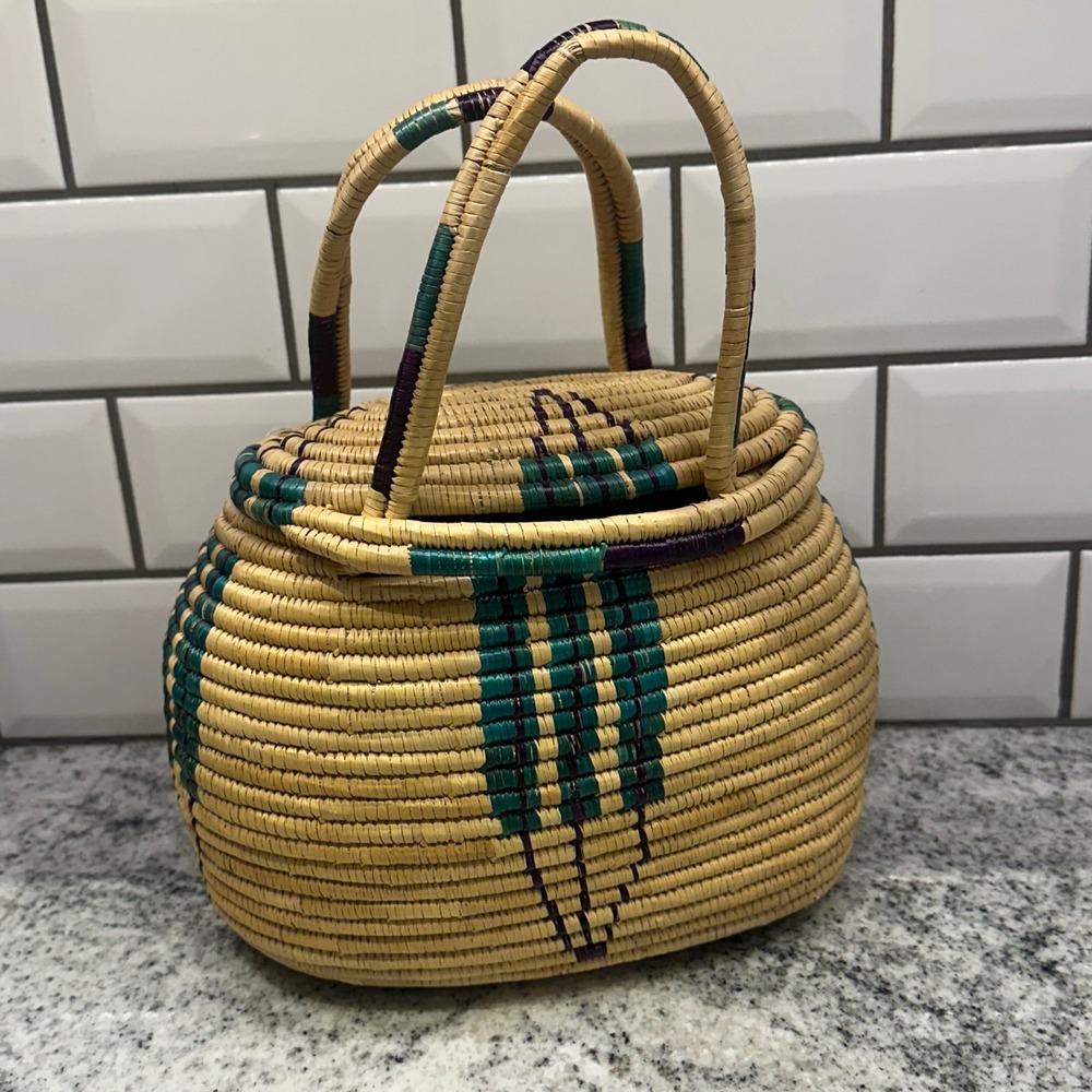 Handcrafted Woven Basket Bag with Lid Teal Purple Geometric Natural Straw Tan - Picture 3 of 13